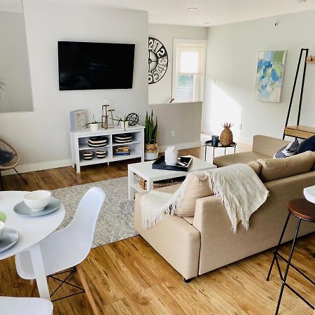 Cozy Suite Close To Nature And The City Maple Ridge Exterior foto